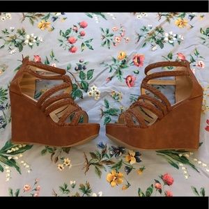 Torrid wedges size 10
